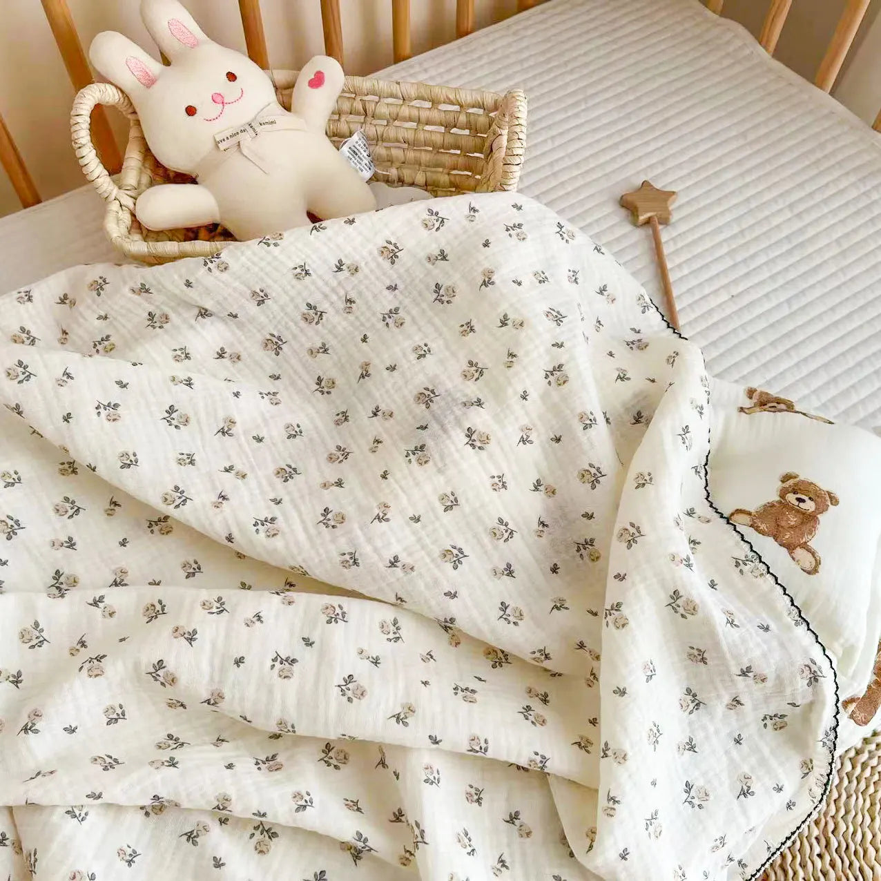 Soft Embroidered Muslin Blanket – Summer Baby Swaddle | Vintage Cotton Gauze 150×120cm